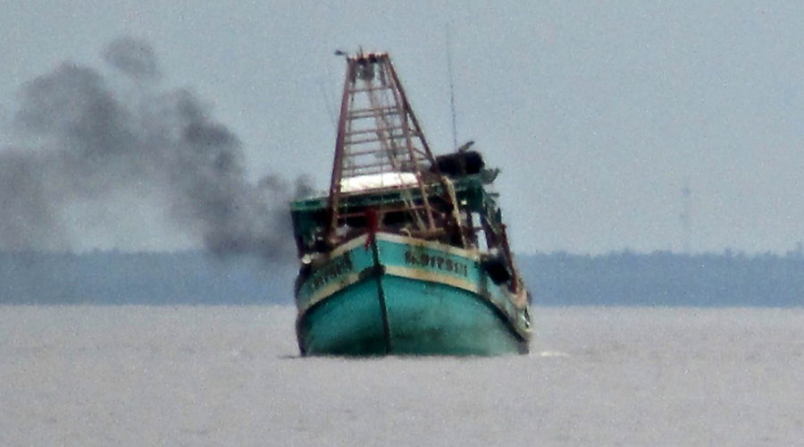 Pontianac, Kalimantan, Borneo, Indonesia, ship on a lean