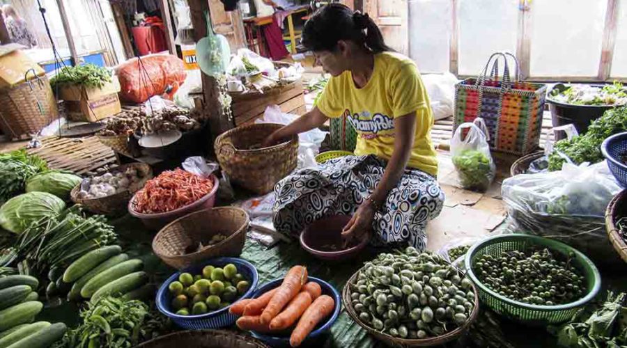 Cooking in Nyuang Shwe, Myanmar