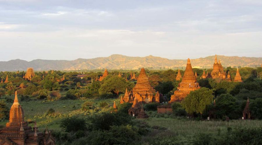 Myanmar temples Bagan