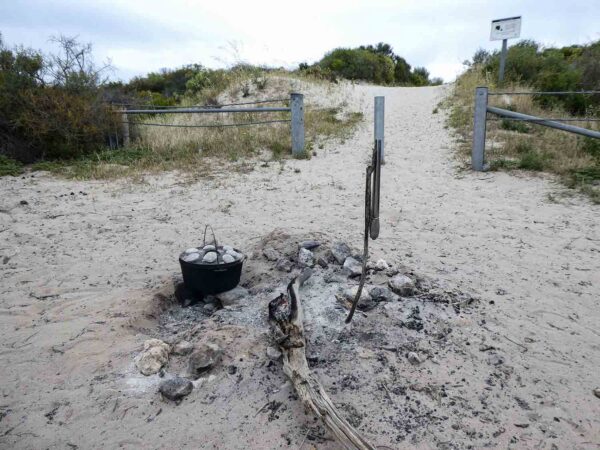 Camping at The Gap Yorke Peninsula. The Captain The Cook